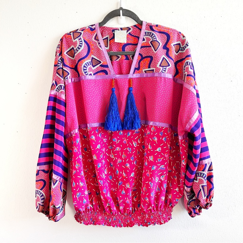 Shepherds Australia Top Vintage Pink & Blue V Neck Blouse Sz S EUC 80s/90s Look